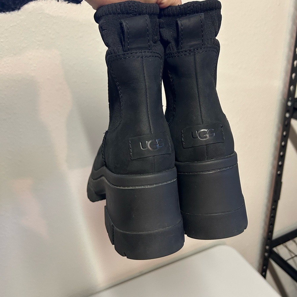 UGG Brooklyn Water Resistant Chelsea Boots - Picture 7 of 14